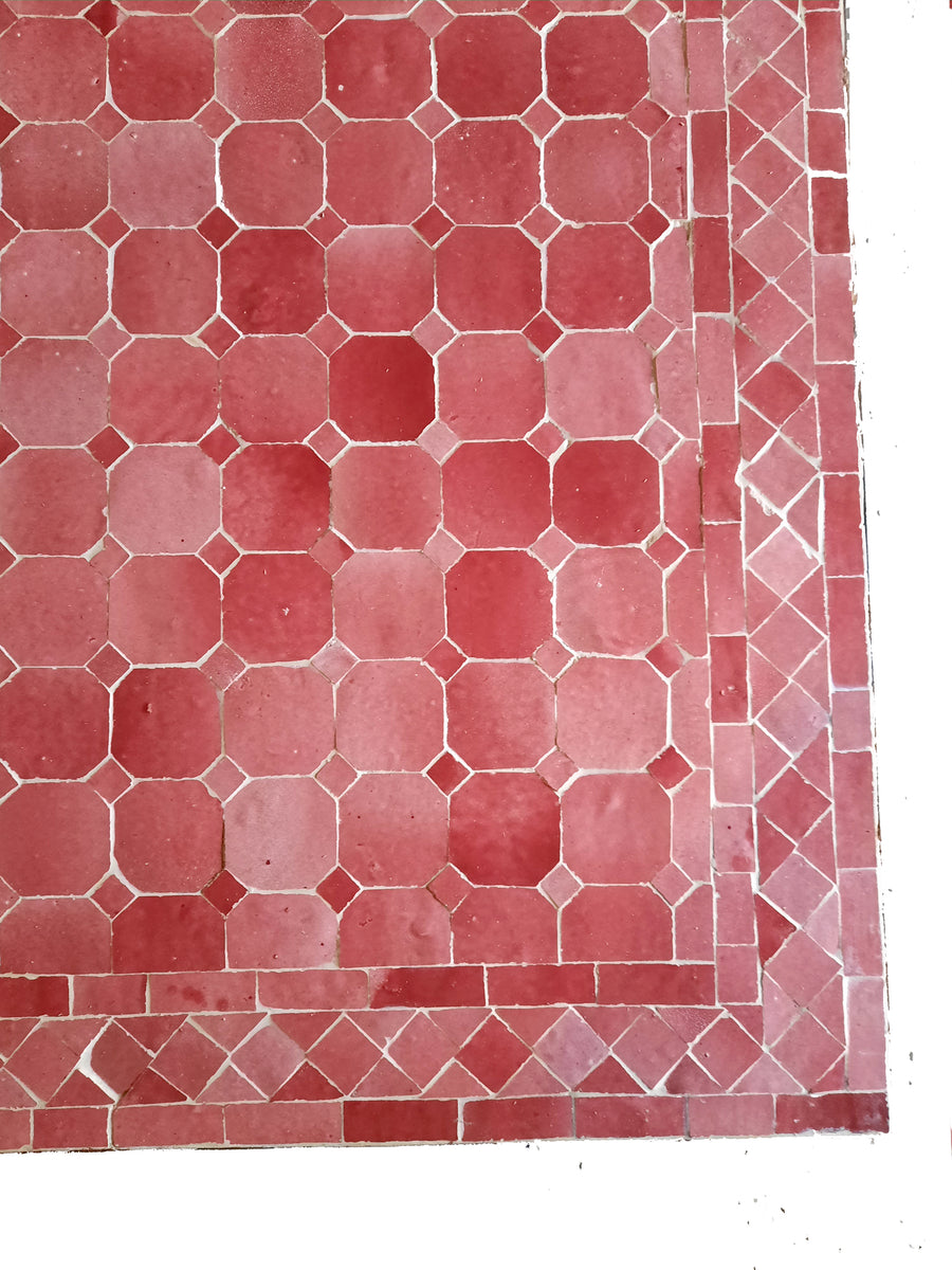 Large mosaic table in a pink mix tone