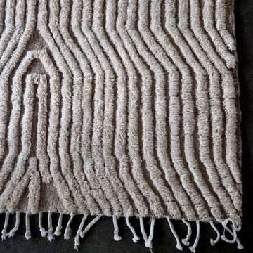 Rug "Marta", hand-knotted Moroccan rug in beige and white