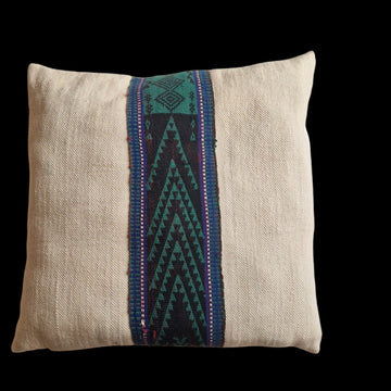 Vintage kudde i ull med Saharaband – 50 × 50 cm